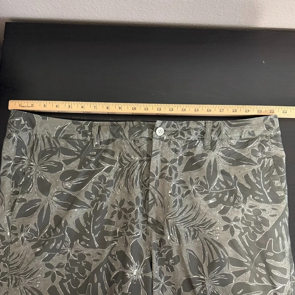Tommy Bahama Swim Trunk Men's 40 Green Tropical Print 8.5